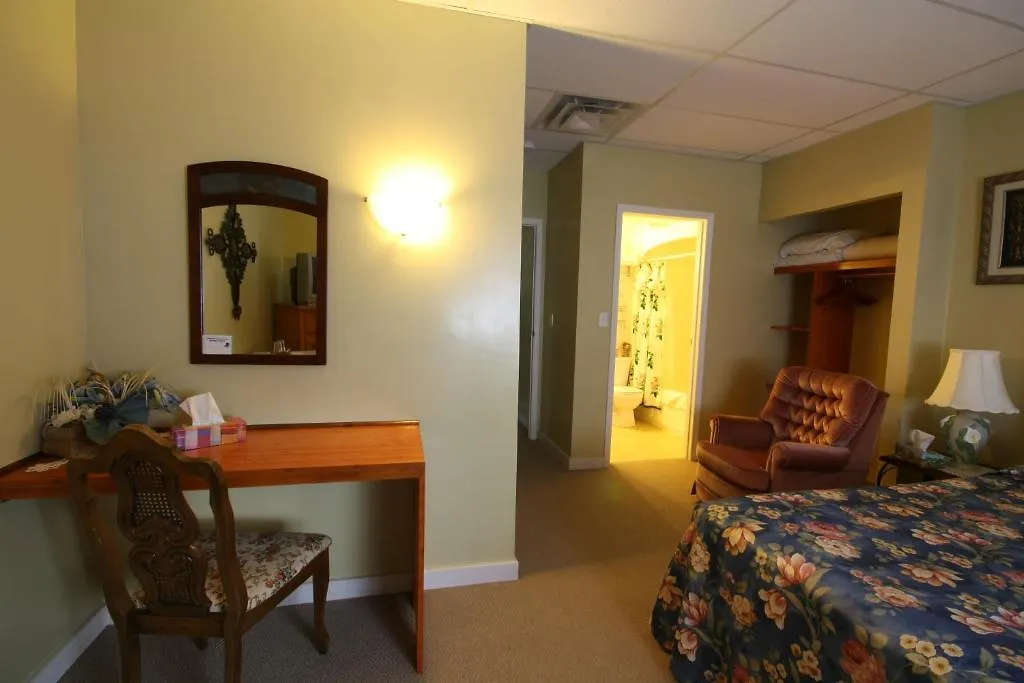 Villa Maria Country Inn Acheson Bed & Breakfast