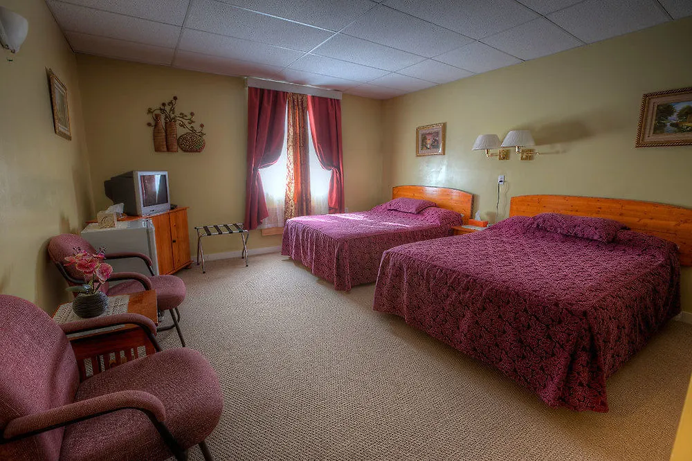 Villa Maria Country Inn Acheson 3*,
